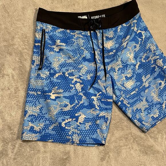 Pelagic Hydro Lite Board Shorts Mens 38 Blue Camo Fishing Swim Trunks - Picture 2 of 9